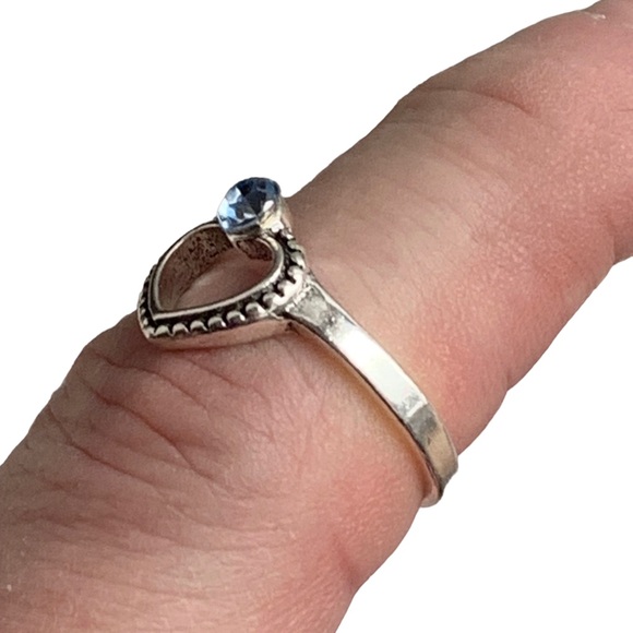 Light Blue Rhinestone & Silver Plated Heart Knuckle Ring Woman’s Girls Jewelry - Picture 9 of 9